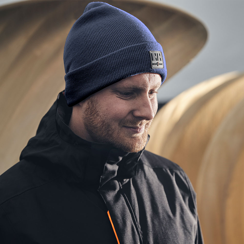 Helly hansen best sale bobble hat